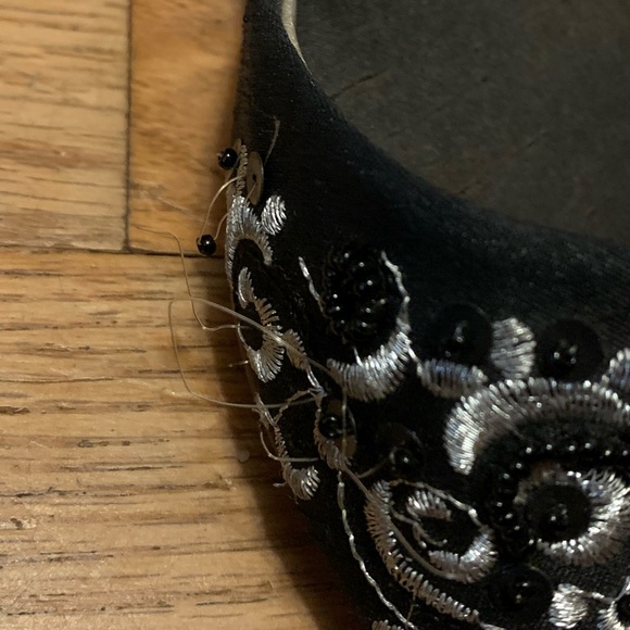 Victoria Spenser Beaded & Embroidered black & silver kitten heel/pumps Sz 11 - Picture 4 of 5